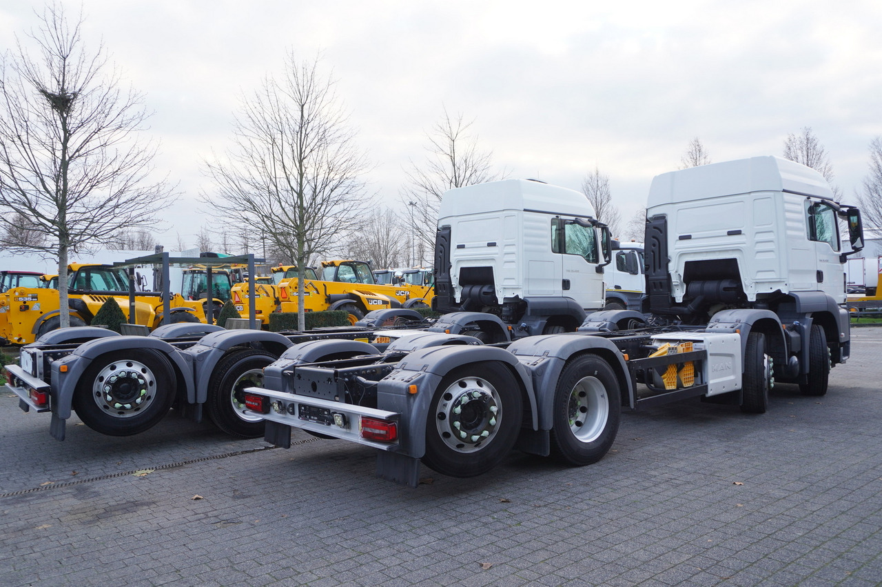 MAN TGS 35.420 8×2 / Chassis 6.4 m / 3 steered axles - 驾驶室底盘卡车, 起重车:图3 MAN TGS 35.420 8×2 / Chassis 6.4 m / 3 steered axles - 驾驶室底盘卡车, 起重车:图3