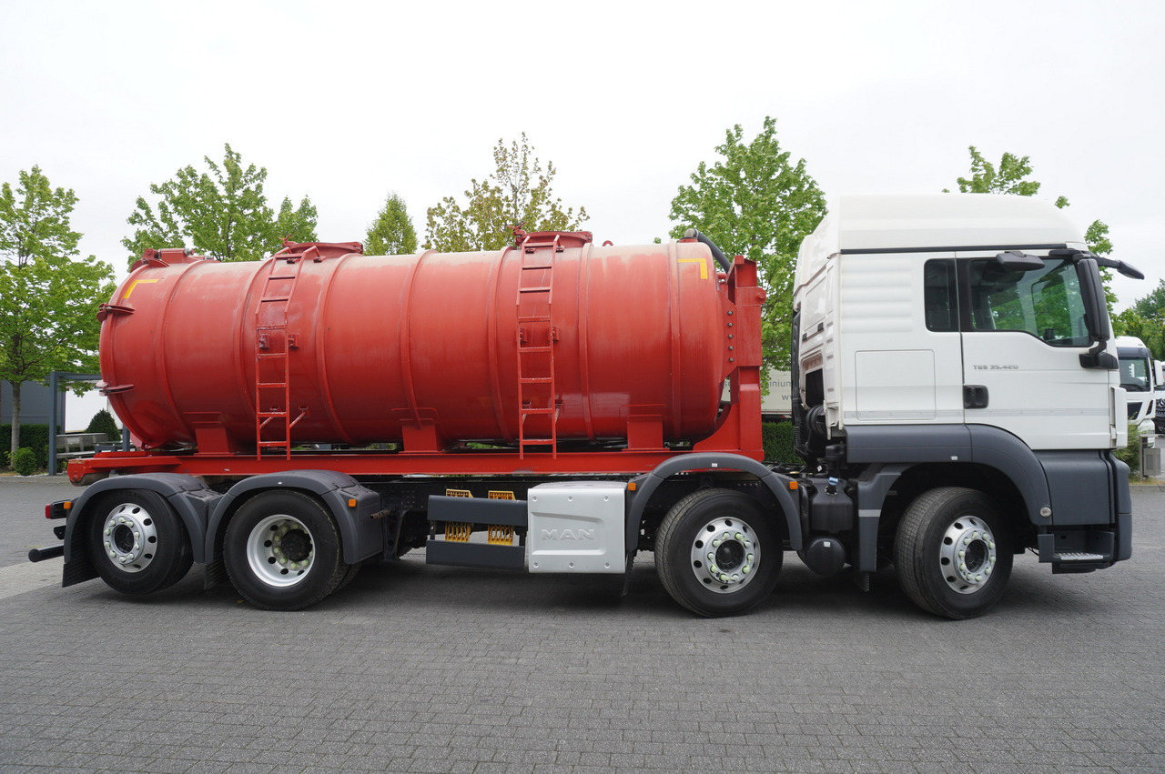 MAN TGS 35.420 8×2 / NEW septic barrel 13000 L / 3 steered axles - 罐车:图5 MAN TGS 35.420 8×2 / NEW septic barrel 13000 L / 3 steered axles - 罐车:图5