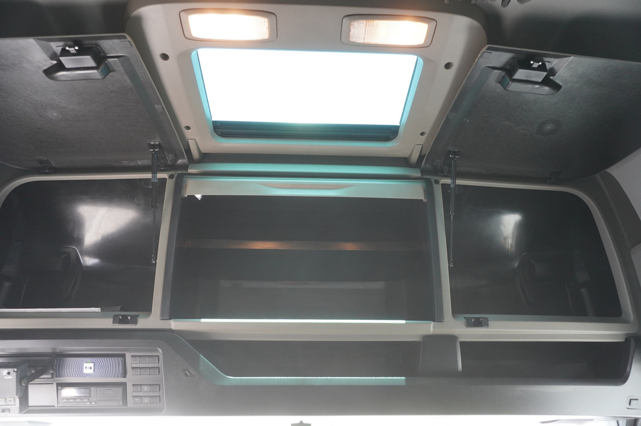 MAN TGX 26.470 / 2022 / Krone Refrigerator 40 EPAL Multitemp Dopplestock / Carrier Supra 950 MT 租赁 MAN TGX 26.470 / 2022 / Krone Refrigerator 40 EPAL Multitemp Dopplestock / Carrier Supra 950 MT:图29 MAN TGX 26.470 / 2022 / Krone Refrigerator 40 EPAL Multitemp Dopplestock / Carrier Supra 950 MT 租赁 MAN TGX 26.470 / 2022 / Krone Refrigerator 40 EPAL Multitemp Dopplestock / Carrier Supra 950 MT:图29