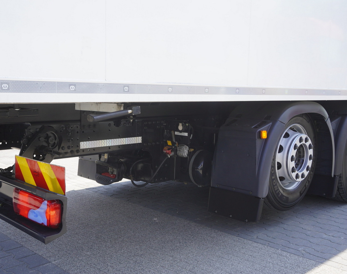 MAN TGX 26.470 / 2022 / Krone Refrigerator 40 EPAL Multitemp Dopplestock / Carrier Supra 950 MT 租赁 MAN TGX 26.470 / 2022 / Krone Refrigerator 40 EPAL Multitemp Dopplestock / Carrier Supra 950 MT:图14 MAN TGX 26.470 / 2022 / Krone Refrigerator 40 EPAL Multitemp Dopplestock / Carrier Supra 950 MT 租赁 MAN TGX 26.470 / 2022 / Krone Refrigerator 40 EPAL Multitemp Dopplestock / Carrier Supra 950 MT:图14