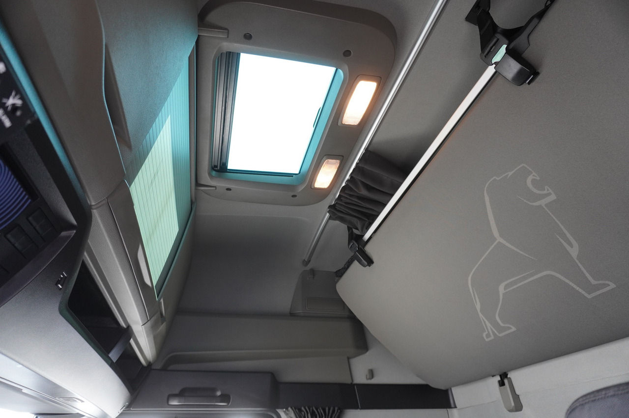 MAN TGX 26.470 / 2022 / Krone Refrigerator 40 EPAL Multitemp Dopplestock / Carrier Supra 950 MT 租赁 MAN TGX 26.470 / 2022 / Krone Refrigerator 40 EPAL Multitemp Dopplestock / Carrier Supra 950 MT:图27 MAN TGX 26.470 / 2022 / Krone Refrigerator 40 EPAL Multitemp Dopplestock / Carrier Supra 950 MT 租赁 MAN TGX 26.470 / 2022 / Krone Refrigerator 40 EPAL Multitemp Dopplestock / Carrier Supra 950 MT:图27