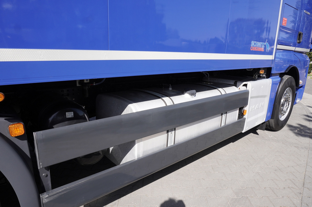 冷藏车 MAN TGX 26.500 E6 XXL / Schmitz 19 pallets / Thermoking / steering axle:图16 冷藏车 MAN TGX 26.500 E6 XXL / Schmitz 19 pallets / Thermoking / steering axle:图16