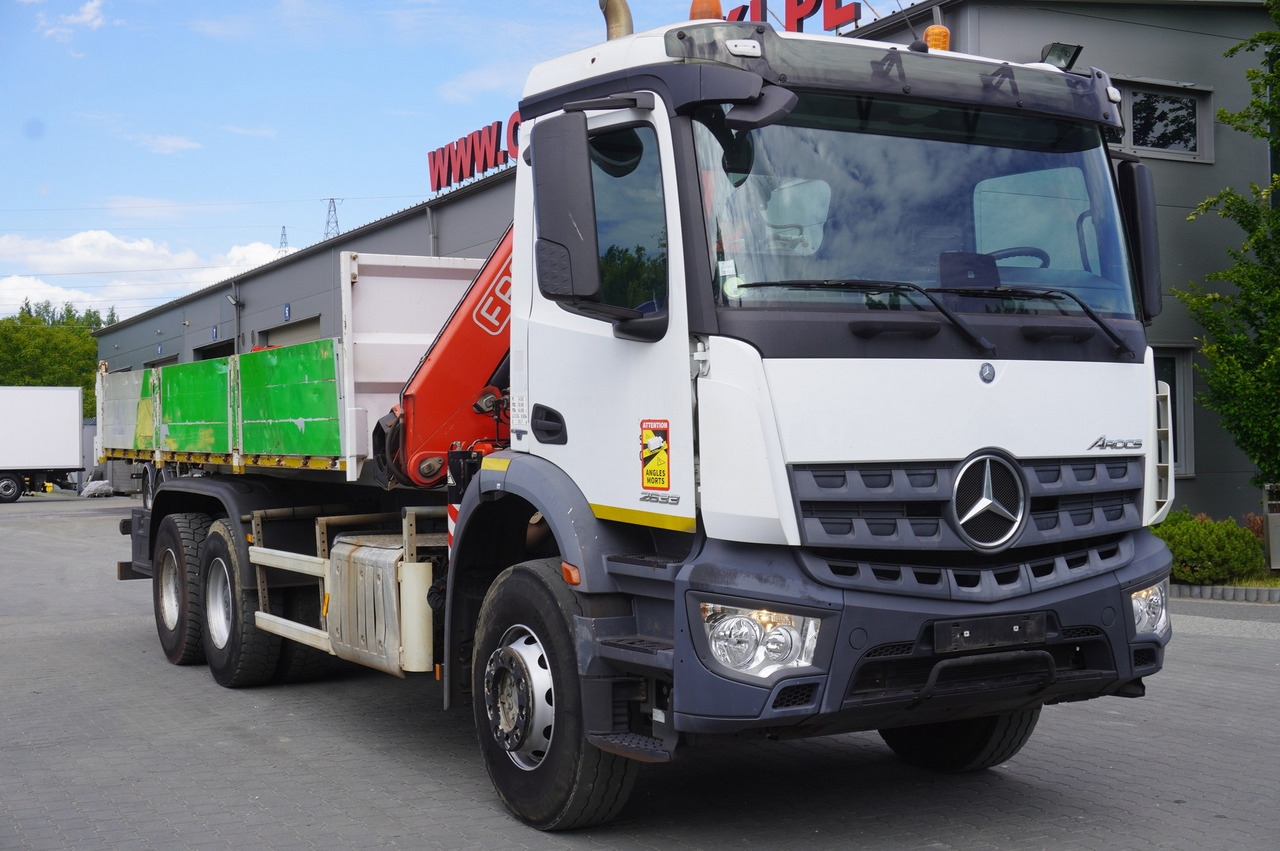 MERCEDES-BENZ AROCS 2633 6x4 / 5.5 T crane FASSI F135 / Tipper 15 EPAL - 起重车:图2 MERCEDES-BENZ AROCS 2633 6x4 / 5.5 T crane FASSI F135 / Tipper 15 EPAL - 起重车:图2