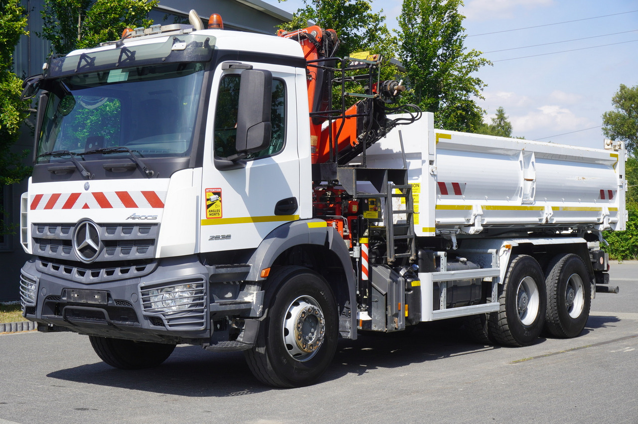 MERCEDES-BENZ AROCS 2636 / Fassi F155A.0.22 crane 6t / 120 tho. km / 3-sided dump truck / 2 x Bordmatic - 起重车:图3 MERCEDES-BENZ AROCS 2636 / Fassi F155A.0.22 crane 6t / 120 tho. km / 3-sided dump truck / 2 x Bordmatic - 起重车:图3