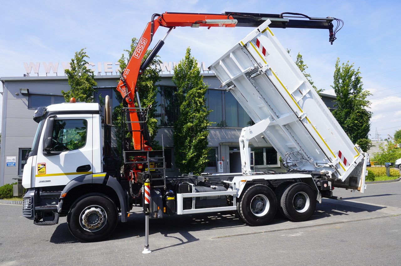 MERCEDES-BENZ AROCS 2636 / Fassi F155A.0.22 crane 6t / 120 tho. km / 3-sided dump truck / 2 x Bordmatic - 起重车:图5 MERCEDES-BENZ AROCS 2636 / Fassi F155A.0.22 crane 6t / 120 tho. km / 3-sided dump truck / 2 x Bordmatic - 起重车:图5