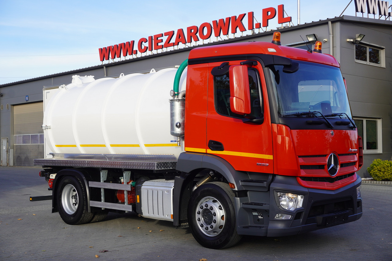 MERCEDES-BENZ Actros 1833 / 260 tho. km / NEW septic tank 11000 l - 罐车:图1 MERCEDES-BENZ Actros 1833 / 260 tho. km / NEW septic tank 11000 l - 罐车:图1