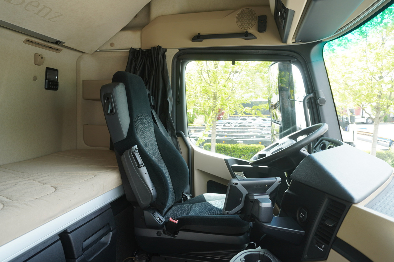 MERCEDES-BENZ Actros 2542 / NEW tow truck / steered 3rd axle 租赁 MERCEDES-BENZ Actros 2542 / NEW tow truck / steered 3rd axle:图29 MERCEDES-BENZ Actros 2542 / NEW tow truck / steered 3rd axle 租赁 MERCEDES-BENZ Actros 2542 / NEW tow truck / steered 3rd axle:图29