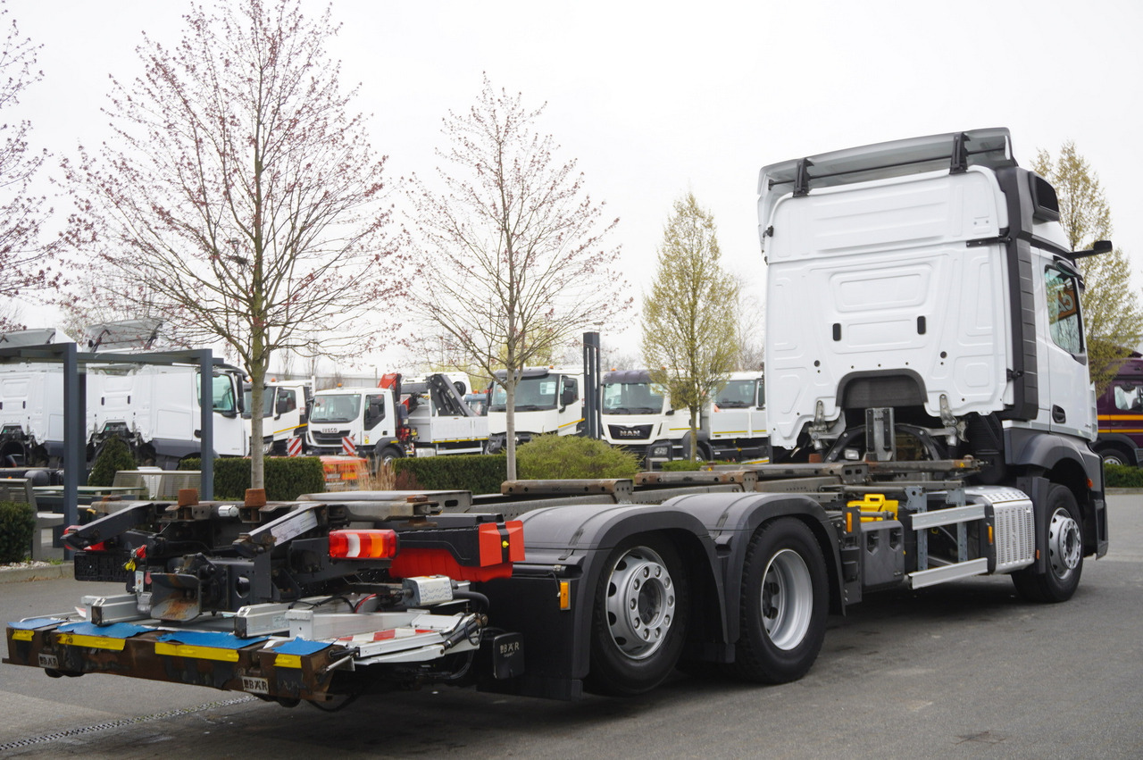 MERCEDES-BENZ Actros 2545 6×2 MP5 / ADR / several units - 集装箱运输车/ 可拆卸车身的卡车:图3 MERCEDES-BENZ Actros 2545 6×2 MP5 / ADR / several units - 集装箱运输车/ 可拆卸车身的卡车:图3