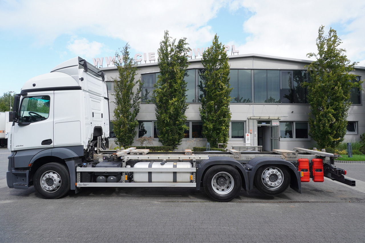 MERCEDES-BENZ Actros 2545 6×2 MP5 / Full ADR / 2 units - 集装箱运输车/ 可拆卸车身的卡车:图3 MERCEDES-BENZ Actros 2545 6×2 MP5 / Full ADR / 2 units - 集装箱运输车/ 可拆卸车身的卡车:图3