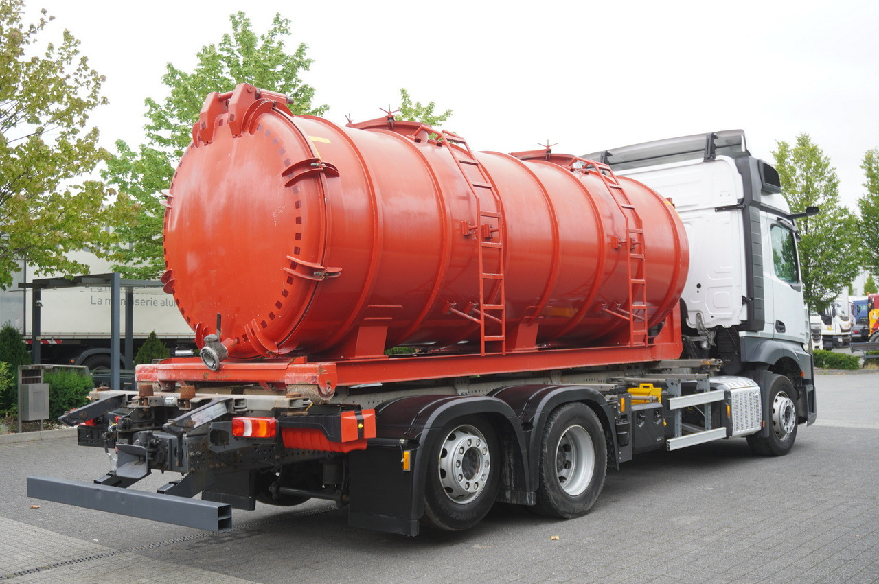 MERCEDES-BENZ Actros 2545 6 × 2 MP5 / NEW septic barrel 13000 L - 罐车:图4 MERCEDES-BENZ Actros 2545 6 × 2 MP5 / NEW septic barrel 13000 L - 罐车:图4