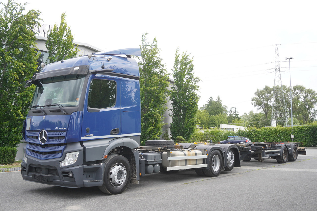 MERCEDES-BENZ Actros 2546 MP5 / BDF / 16.2 T load capacity / trailer BDF Kogel - 集装箱运输车/ 可拆卸车身的卡车:图4 MERCEDES-BENZ Actros 2546 MP5 / BDF / 16.2 T load capacity / trailer BDF Kogel - 集装箱运输车/ 可拆卸车身的卡车:图4