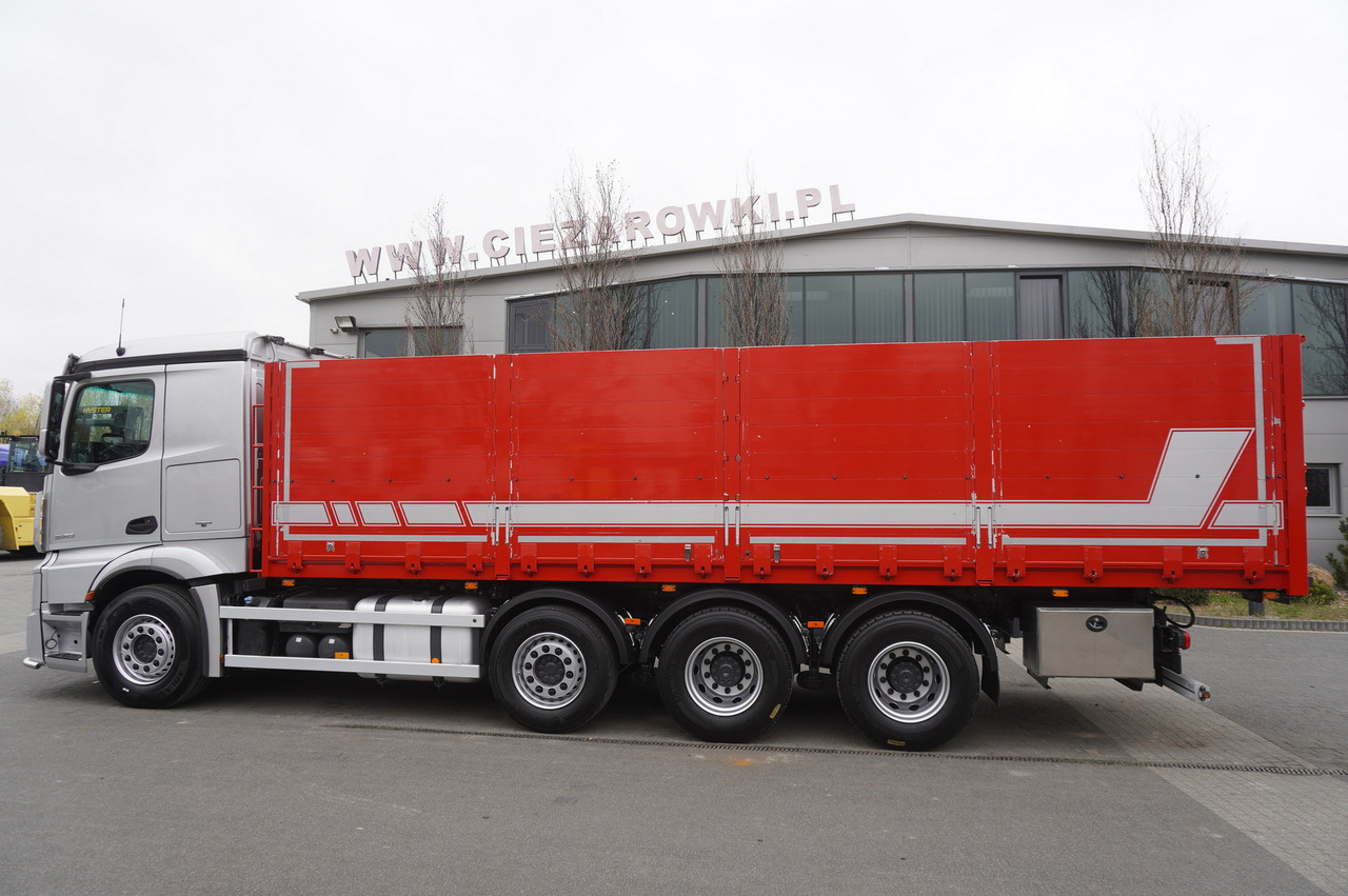 MERCEDES-BENZ Actros 3563 8x4 / Tipper for grain 20 t load capacity - 栏板式/ 平板卡车:图3 MERCEDES-BENZ Actros 3563 8x4 / Tipper for grain 20 t load capacity - 栏板式/ 平板卡车:图3