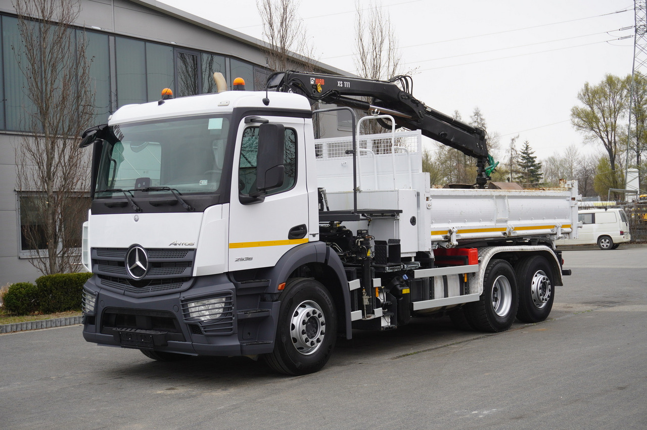 MERCEDES-BENZ Antos 2536 / 100,000 km / 3.9 T crane HIAB XS 111 / 2-side tipper / steered axle - 翻斗车, 起重车:图3 MERCEDES-BENZ Antos 2536 / 100,000 km / 3.9 T crane HIAB XS 111 / 2-side tipper / steered axle - 翻斗车, 起重车:图3