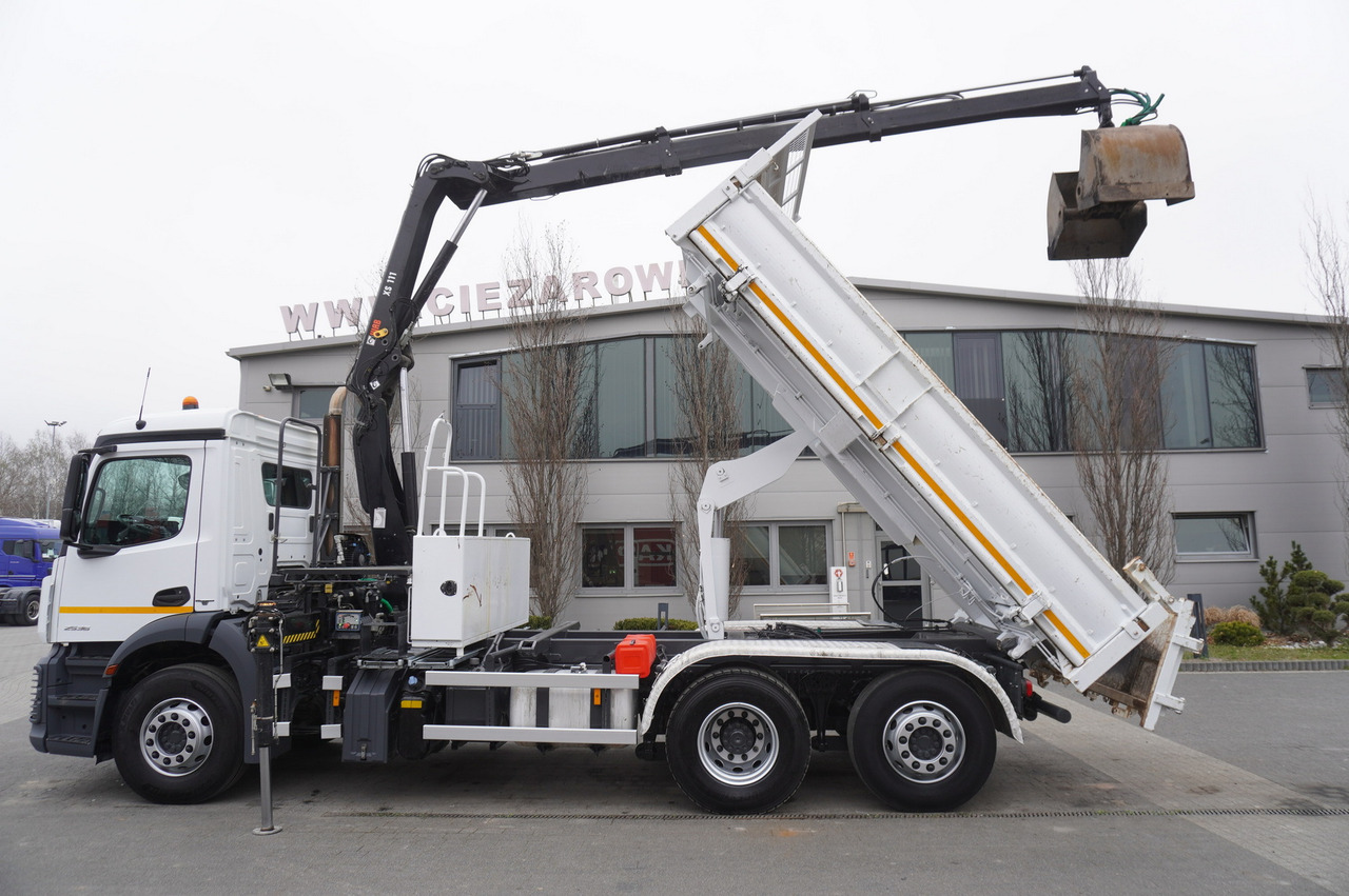 MERCEDES-BENZ Antos 2536 / 100,000 km / 3.9 T crane HIAB XS 111 / 2-side tipper / steered axle - 翻斗车, 起重车:图5 MERCEDES-BENZ Antos 2536 / 100,000 km / 3.9 T crane HIAB XS 111 / 2-side tipper / steered axle - 翻斗车, 起重车:图5