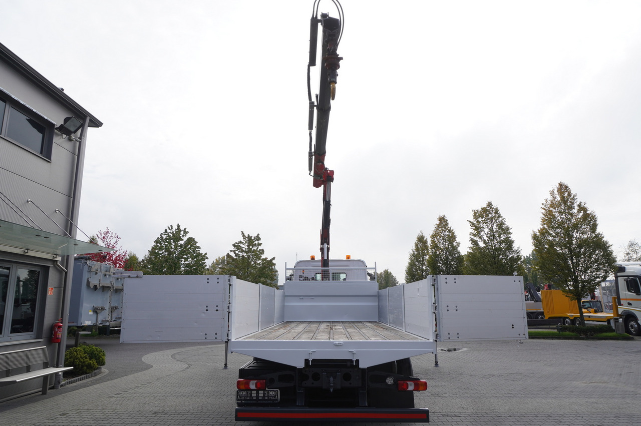 MERCEDES-BENZ Antos 2540 / Flatbed 15 EPAL / Fassi F165 / 6.1 t / 8 m reach / remote control / rotator / 1600 MTH / steered axle - 栏板式/ 平板卡车, 起重车:图4 MERCEDES-BENZ Antos 2540 / Flatbed 15 EPAL / Fassi F165 / 6.1 t / 8 m reach / remote control / rotator / 1600 MTH / steered axle - 栏板式/ 平板卡车, 起重车:图4