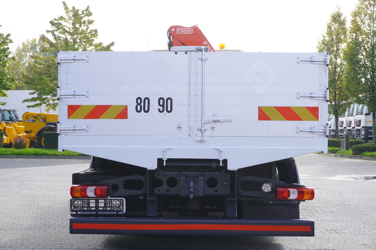 MERCEDES-BENZ Antos 2540 / Flatbed 15 EPAL / Fassi F165 / 6.1 t / 8 m reach / remote control / rotator / 1600 MTH / steered axle - 起重车:图5 MERCEDES-BENZ Antos 2540 / Flatbed 15 EPAL / Fassi F165 / 6.1 t / 8 m reach / remote control / rotator / 1600 MTH / steered axle - 起重车:图5