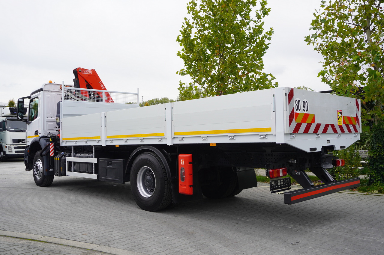 MERCEDES-BENZ Arocs 1830 / Flatbed 16 EPAL / HDS Fassi 155 / Reach 8 m / Load capacity 6160 kg - 栏板式/ 平板卡车, 起重车:图5 MERCEDES-BENZ Arocs 1830 / Flatbed 16 EPAL / HDS Fassi 155 / Reach 8 m / Load capacity 6160 kg - 栏板式/ 平板卡车, 起重车:图5