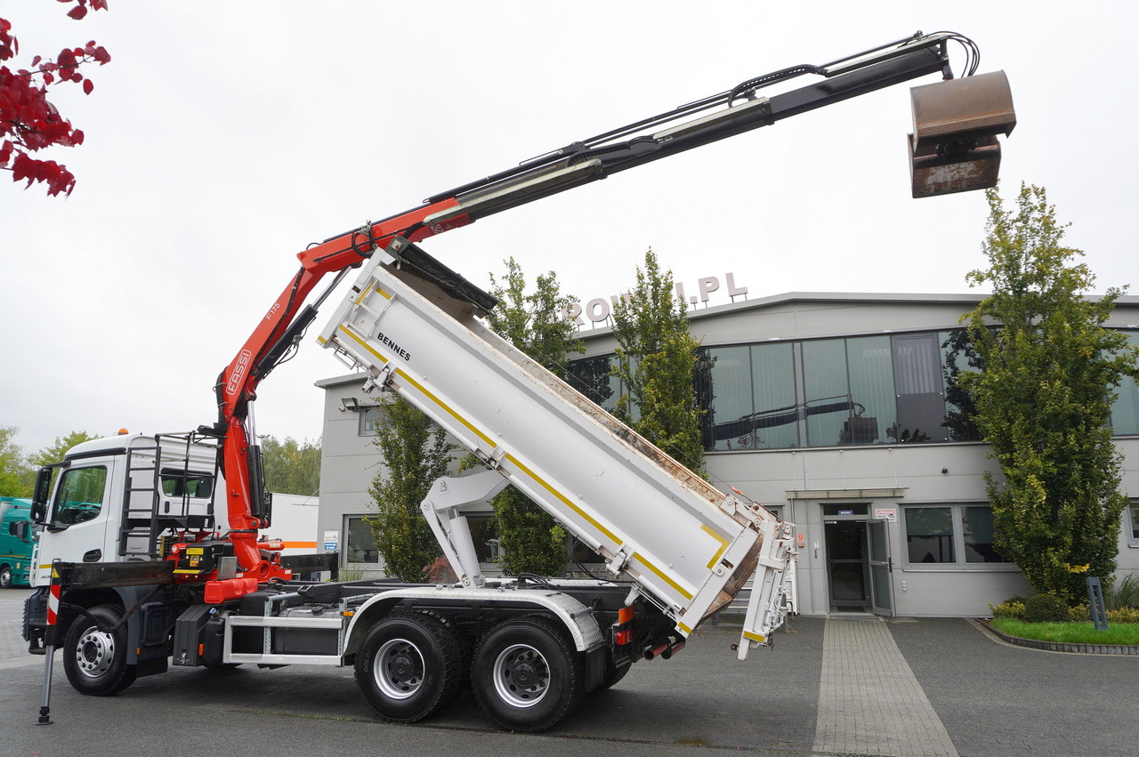MERCEDES-BENZ Arocs 2636 6x4 / Fassi F175 / 7.7 t / 10 m / 2-side tipper / Bortmatic - 起重车:图3 MERCEDES-BENZ Arocs 2636 6x4 / Fassi F175 / 7.7 t / 10 m / 2-side tipper / Bortmatic - 起重车:图3