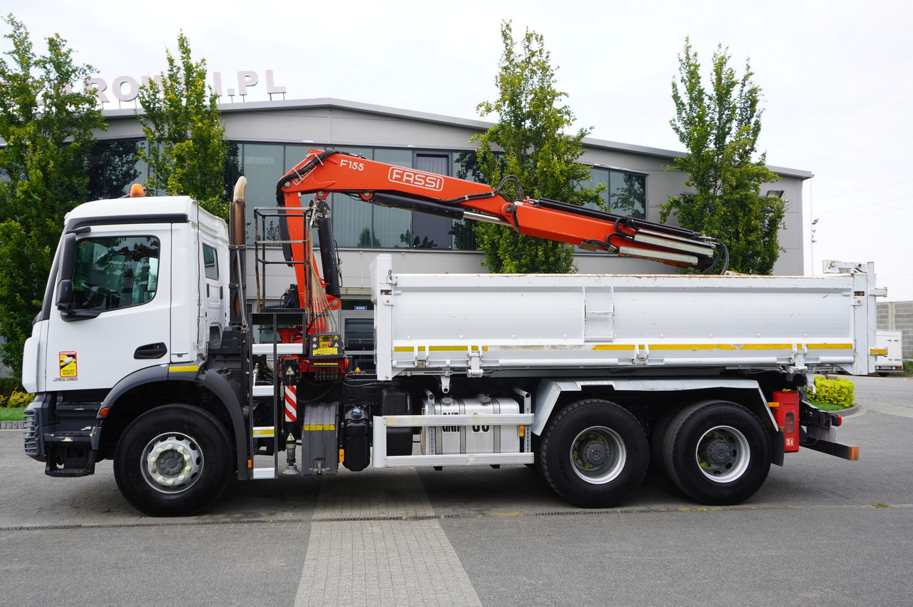 MERCEDES-BENZ Arocs 2636 / 6x4 / HDS Fassi / 3-Way Tipper / Bortmatic 租赁 MERCEDES-BENZ Arocs 2636 / 6x4 / HDS Fassi / 3-Way Tipper / Bortmatic：图12