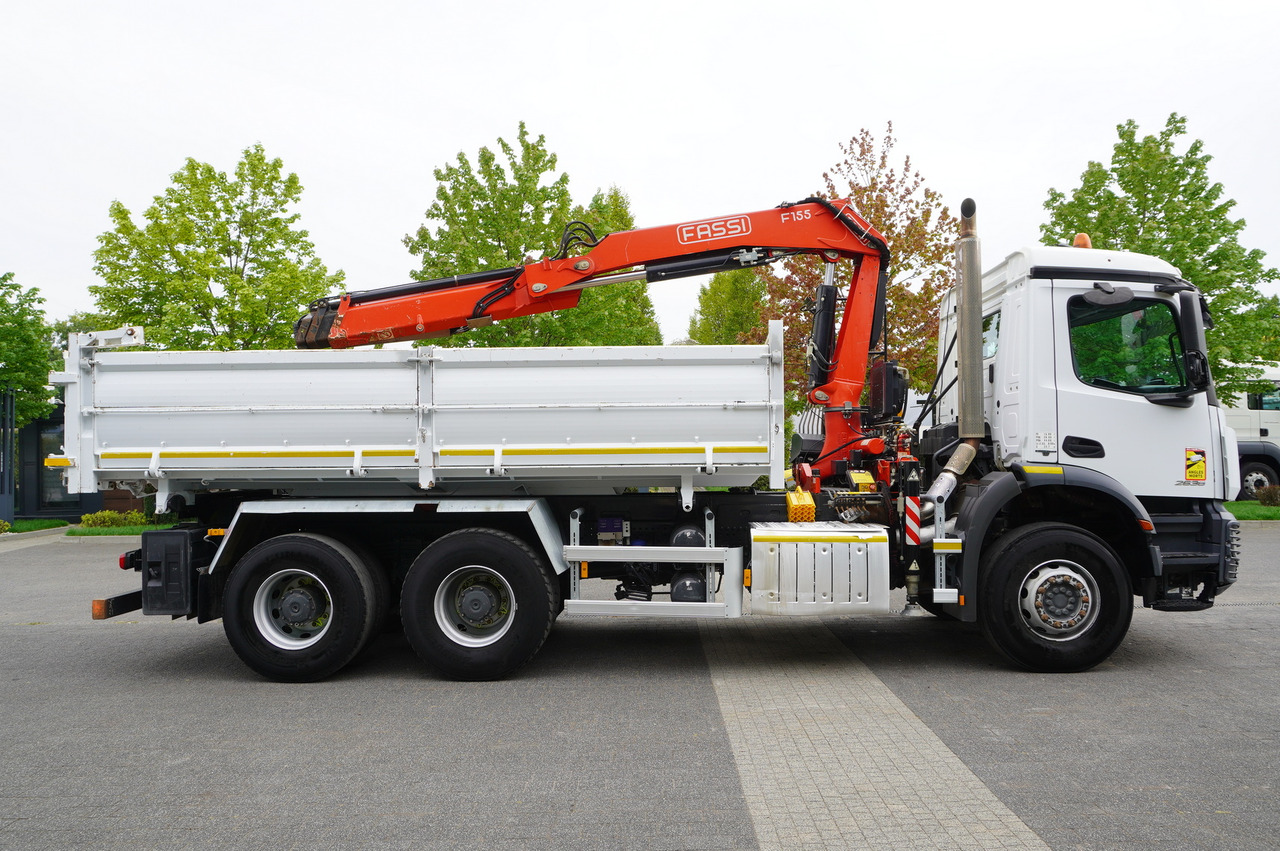 MERCEDES-BENZ Arocs 2636 / 6x4 / HDS Fassi / 3-Way Tipper / Bortmatic 租赁 MERCEDES-BENZ Arocs 2636 / 6x4 / HDS Fassi / 3-Way Tipper / Bortmatic：图17