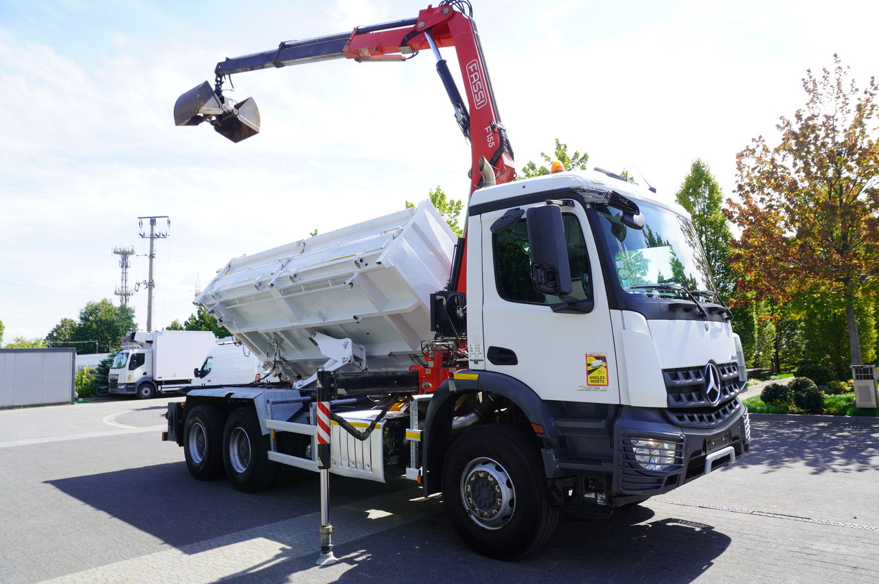 MERCEDES-BENZ Arocs 2636 / 6x4 / HDS Fassi / 3-Way Tipper / Bortmatic 租赁 MERCEDES-BENZ Arocs 2636 / 6x4 / HDS Fassi / 3-Way Tipper / Bortmatic：图9