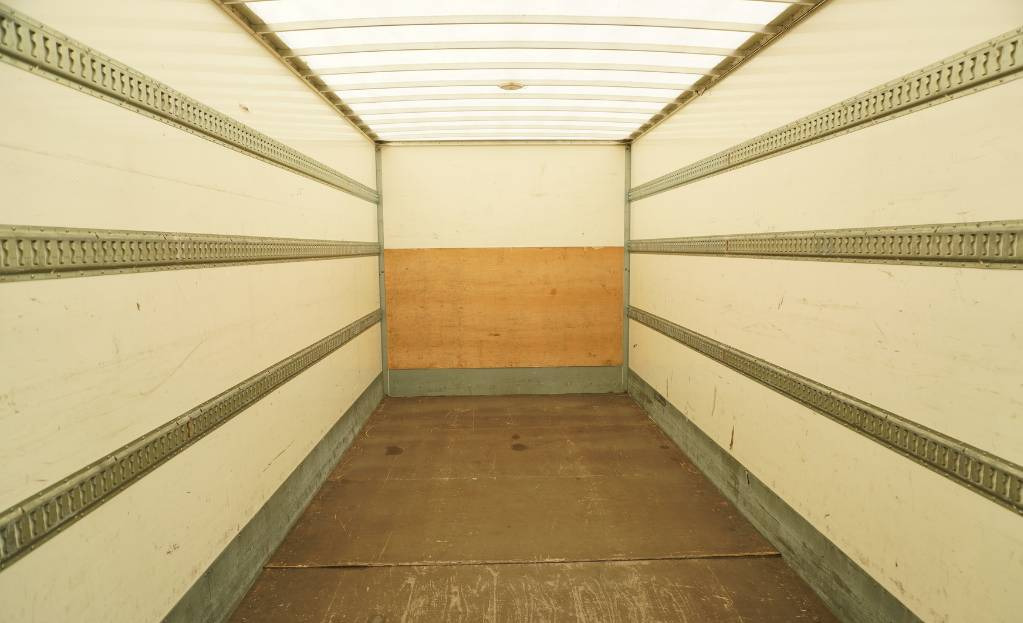 RENAULT D12 E6 / Container 18 pallets / tail lift - 厢式卡车:图5 RENAULT D12 E6 / Container 18 pallets / tail lift - 厢式卡车:图5