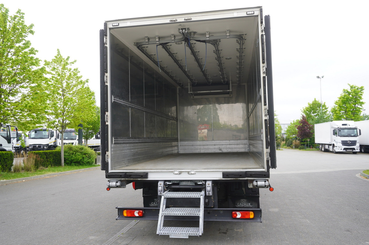 RENAULT D13 / 140 tho km !!! / Meat hook refrigerator / Thermoking T800R / 2 units - 冷藏车:图5 RENAULT D13 / 140 tho km !!! / Meat hook refrigerator / Thermoking T800R / 2 units - 冷藏车:图5