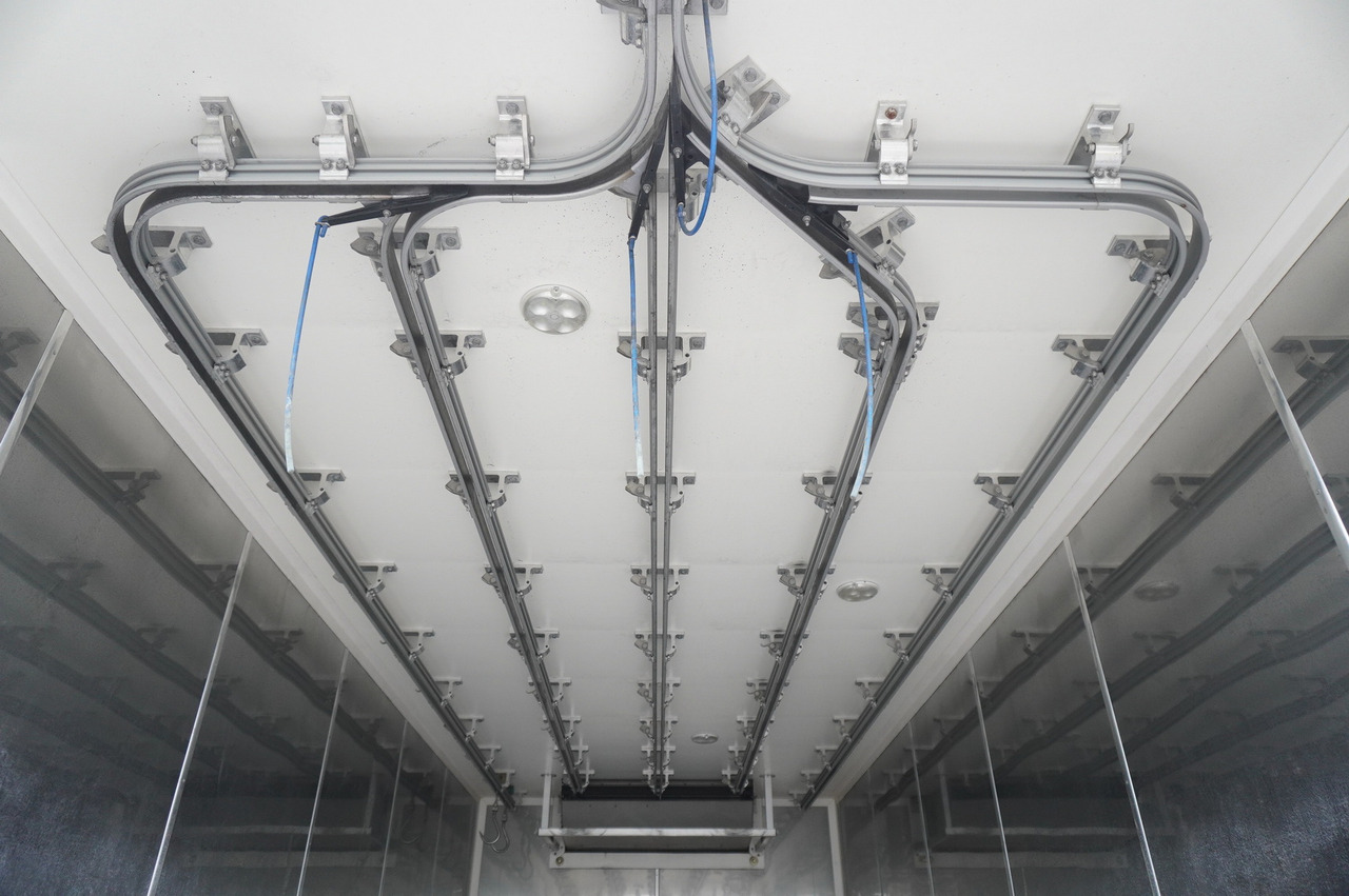 冷藏车 用于运输 肉类 RENAULT D13 / 140 tho km !!! / Meat hook refrigerator / Thermoking T800R / 2 units：图12