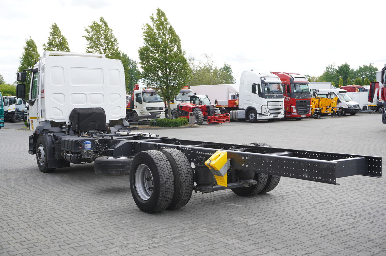 RENAULT D16 / Chassis 7.1 m / Differential lock - 驾驶室底盘卡车:图5 RENAULT D16 / Chassis 7.1 m / Differential lock - 驾驶室底盘卡车:图5
