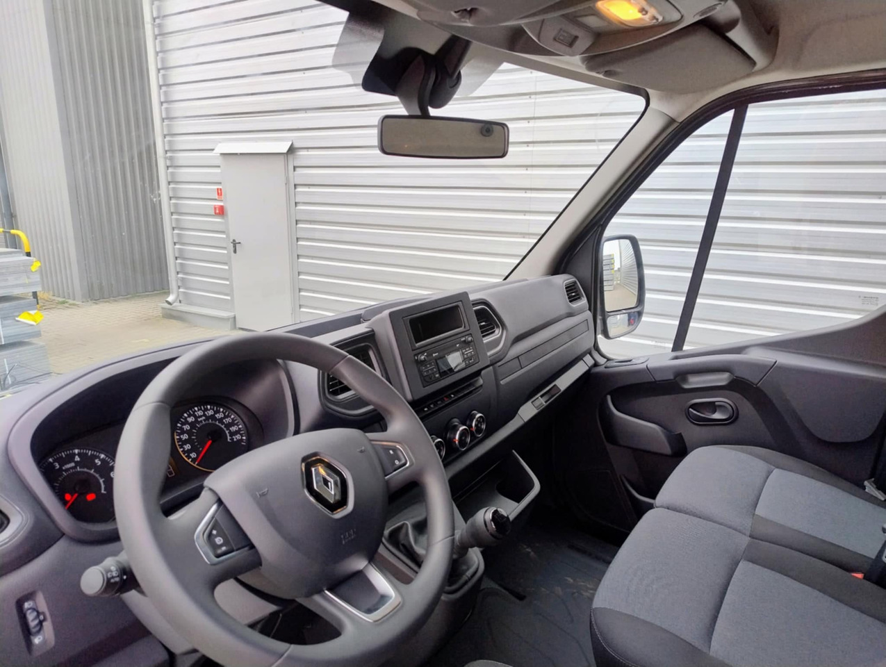RENAULT Master / BRAND NEW Box van - 厢式货车:图3 RENAULT Master / BRAND NEW Box van - 厢式货车:图3