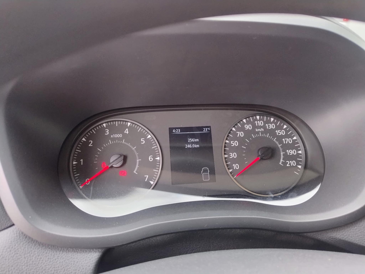 RENAULT Master / BRAND NEW Box van - 厢式货车:图5 RENAULT Master / BRAND NEW Box van - 厢式货车:图5