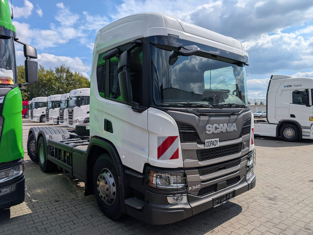 SCANIA P 340 B6x2*4NA / chassis frame / steering axle / CNG / large cab / 8 units - 垃圾车:图2 SCANIA P 340 B6x2*4NA / chassis frame / steering axle / CNG / large cab / 8 units - 垃圾车:图2
