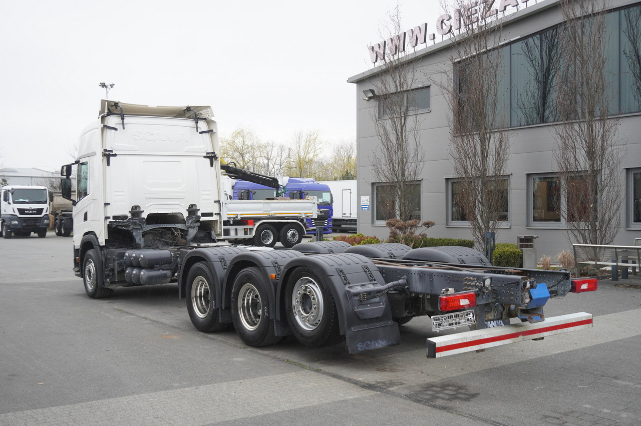 Scania G540 8x4 / Chassis 8.7 m / Steered axle / 2021 - 驾驶室底盘卡车:图4 Scania G540 8x4 / Chassis 8.7 m / Steered axle / 2021 - 驾驶室底盘卡车:图4