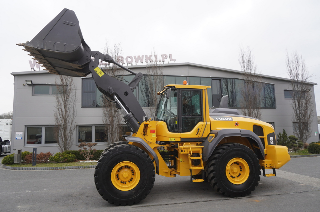 VOLVO L120H - 轮式装载机:图1 VOLVO L120H - 轮式装载机:图1