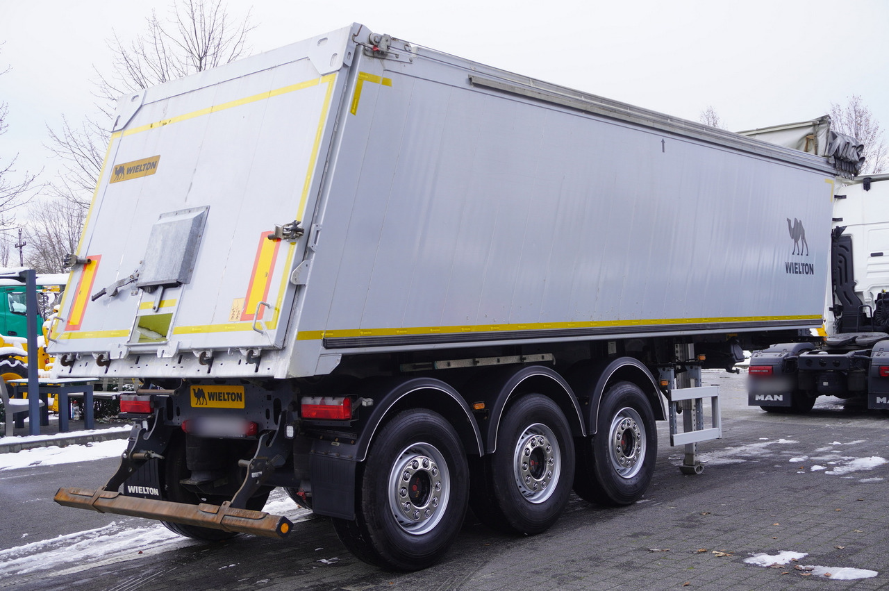 WIELTON NW-3 / weight 6.2 t / capacity 38m3 / Electrically folded roof / Teflon / 20 units, 2022 - 翻斗半拖车:图5 WIELTON NW-3 / weight 6.2 t / capacity 38m3 / Electrically folded roof / Teflon / 20 units, 2022 - 翻斗半拖车:图5