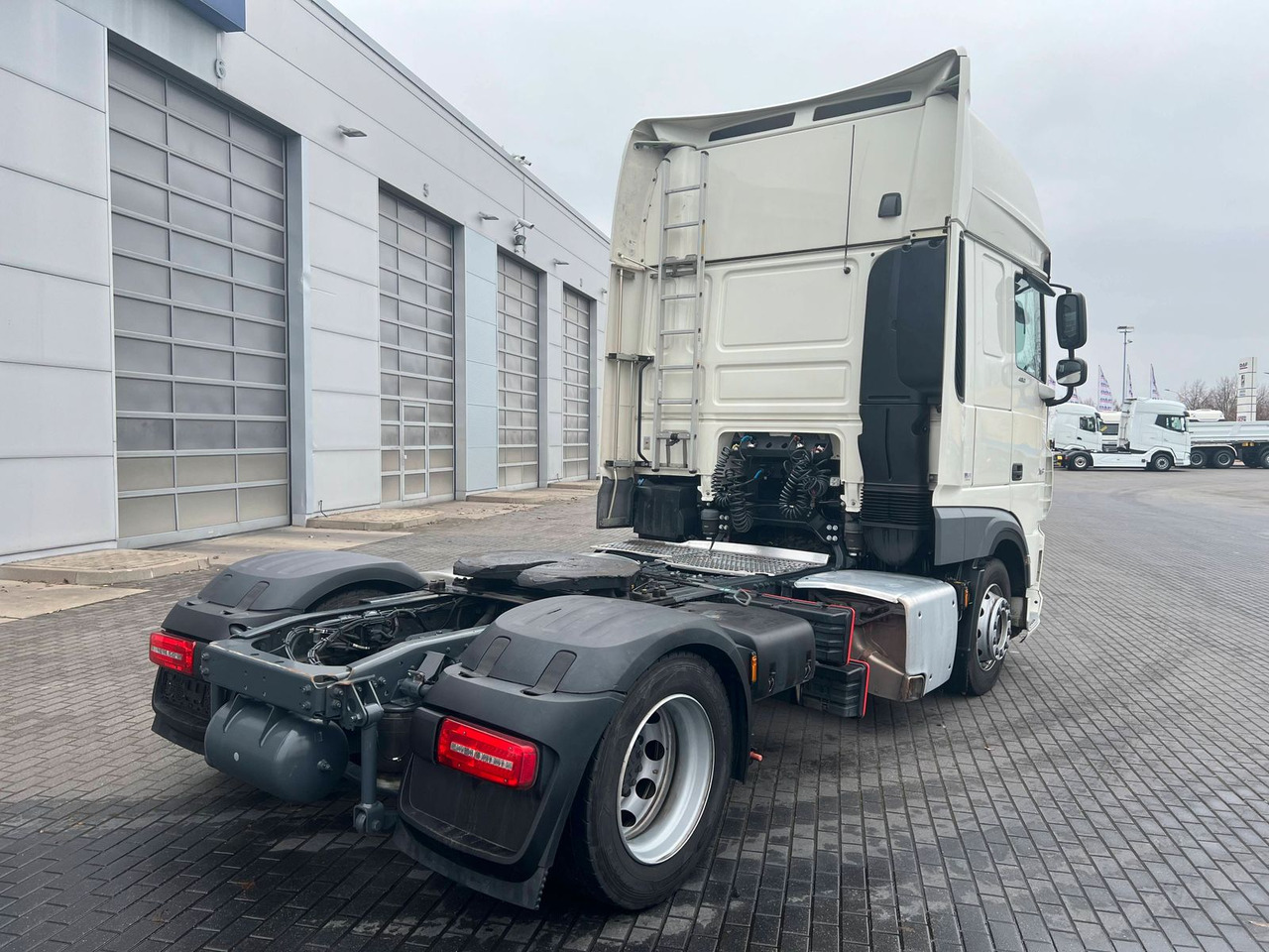 DAF XF 480 FT SSC LowDeck MX-Engine Brake Standklima - 牵引车:图4 DAF XF 480 FT SSC LowDeck MX-Engine Brake Standklima - 牵引车:图4
