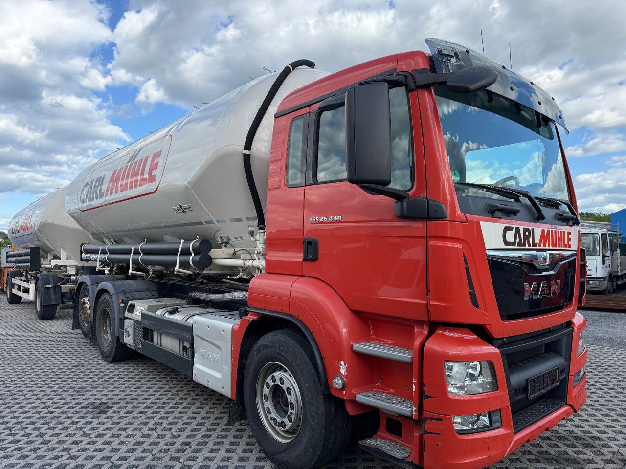 MAN TGS 26,440 Silo 31m³ Getreide Staub Rieselgüter - 真空车:图3 MAN TGS 26,440 Silo 31m³ Getreide Staub Rieselgüter - 真空车:图3