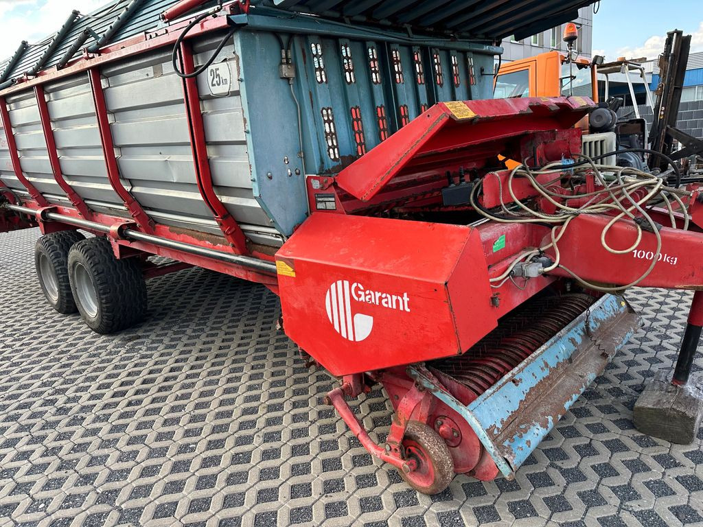 Mengele Super Garant 435/3 - 自装式货车:图2 Mengele Super Garant 435/3 - 自装式货车:图2