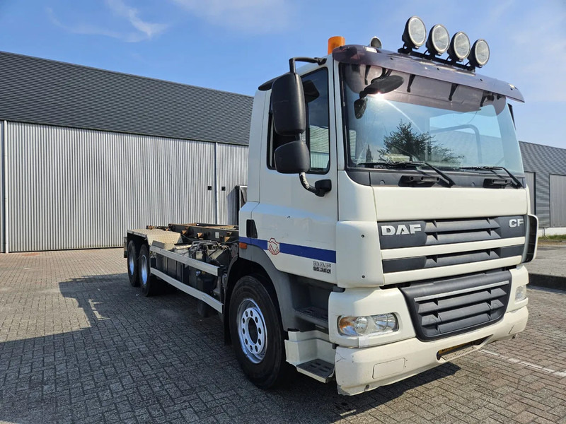 DAF CF 85 360 Manual 10 Tyres - 驾驶室底盘卡车:图2 DAF CF 85 360 Manual 10 Tyres - 驾驶室底盘卡车:图2