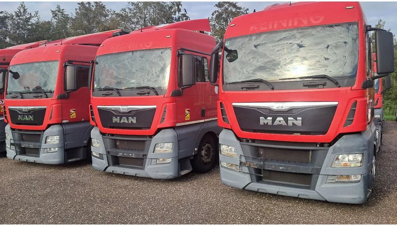 MAN TGX 24.400 6X2 BDF Euro 6 Kooiaap aansluiting - 集装箱运输车/ 可拆卸车身的卡车:图1 MAN TGX 24.400 6X2 BDF Euro 6 Kooiaap aansluiting - 集装箱运输车/ 可拆卸车身的卡车:图1