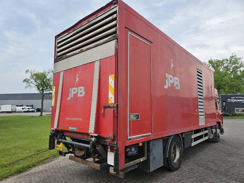Volvo FL 10 - 厢式卡车:图3 Volvo FL 10 - 厢式卡车:图3