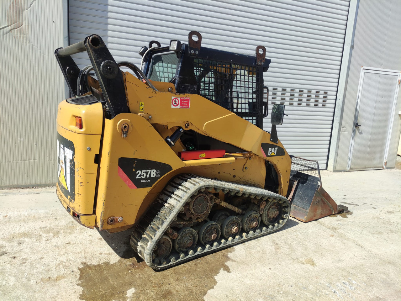 CATERPILLAR 257B2 - 紧凑型轨道装载机:图4 CATERPILLAR 257B2 - 紧凑型轨道装载机:图4