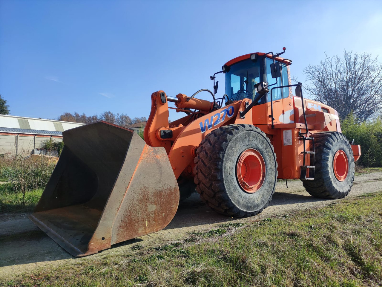 FIAT KOBELCO W270 - 轮式装载机:图1 FIAT KOBELCO W270 - 轮式装载机:图1