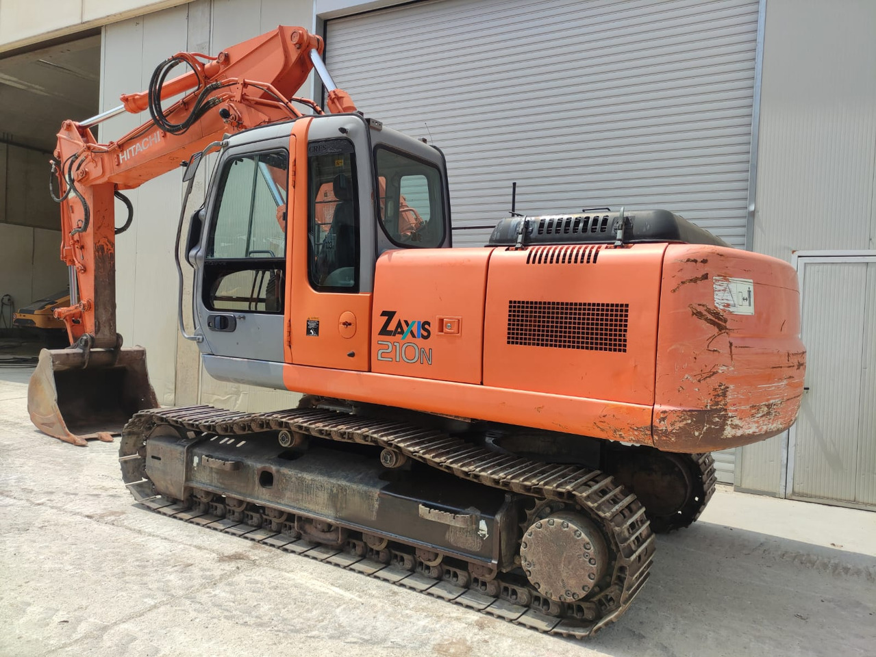 HITACHI ZX210N - 履带式挖掘机:图4 HITACHI ZX210N - 履带式挖掘机:图4