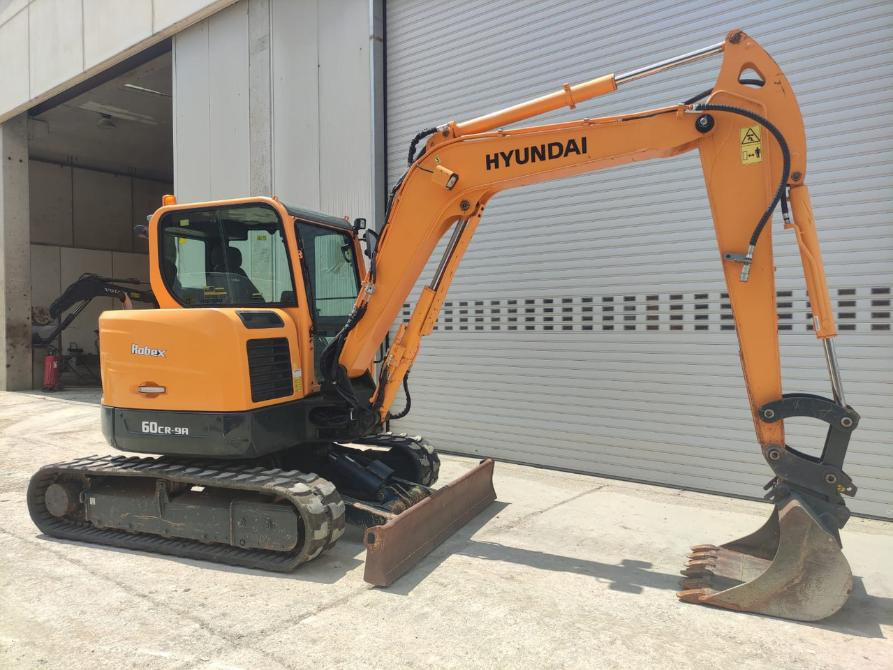 HYUNDAI R60CR-9A - 小型挖掘机:图3 HYUNDAI R60CR-9A - 小型挖掘机:图3