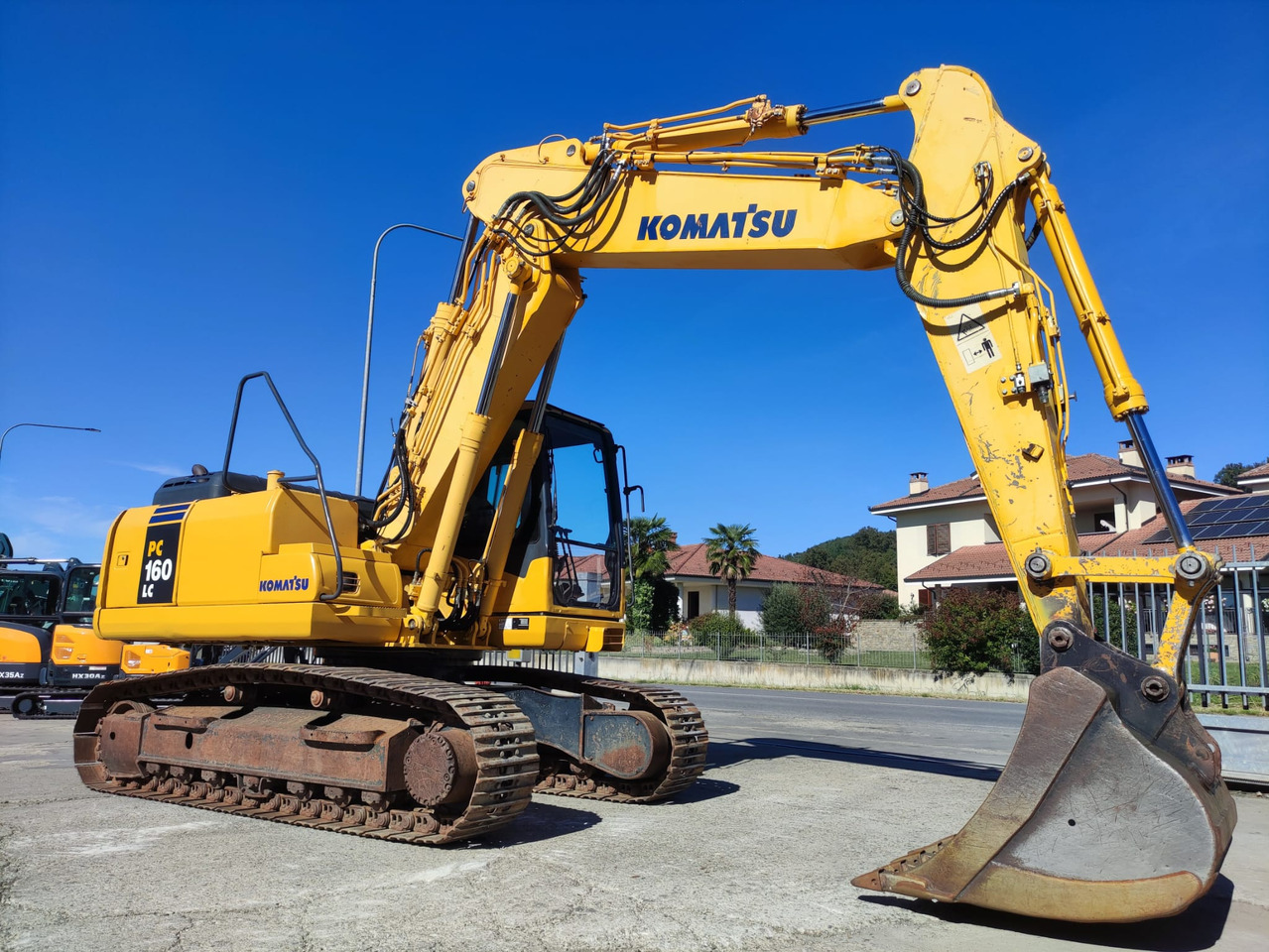 KOMATSU PC160LC-7 - 履带式挖掘机:图3 KOMATSU PC160LC-7 - 履带式挖掘机:图3