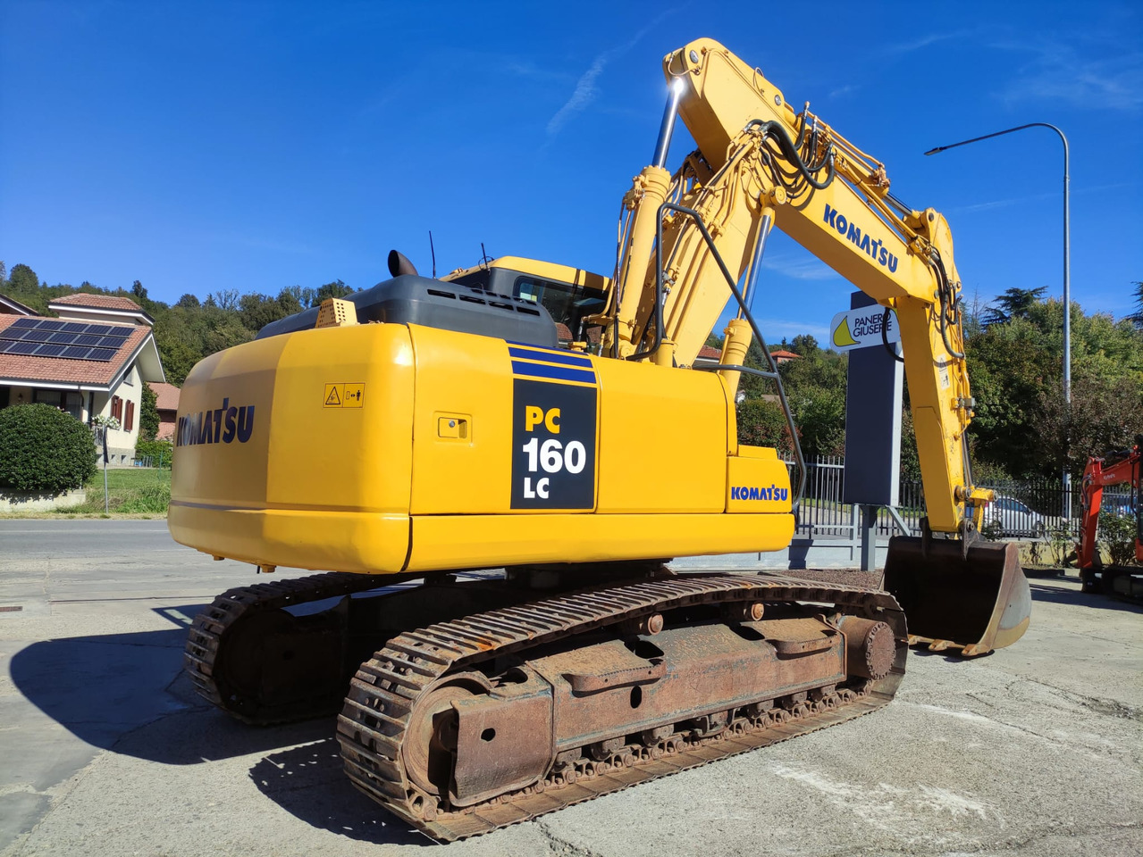 KOMATSU PC160LC-7 - 履带式挖掘机:图2 KOMATSU PC160LC-7 - 履带式挖掘机:图2