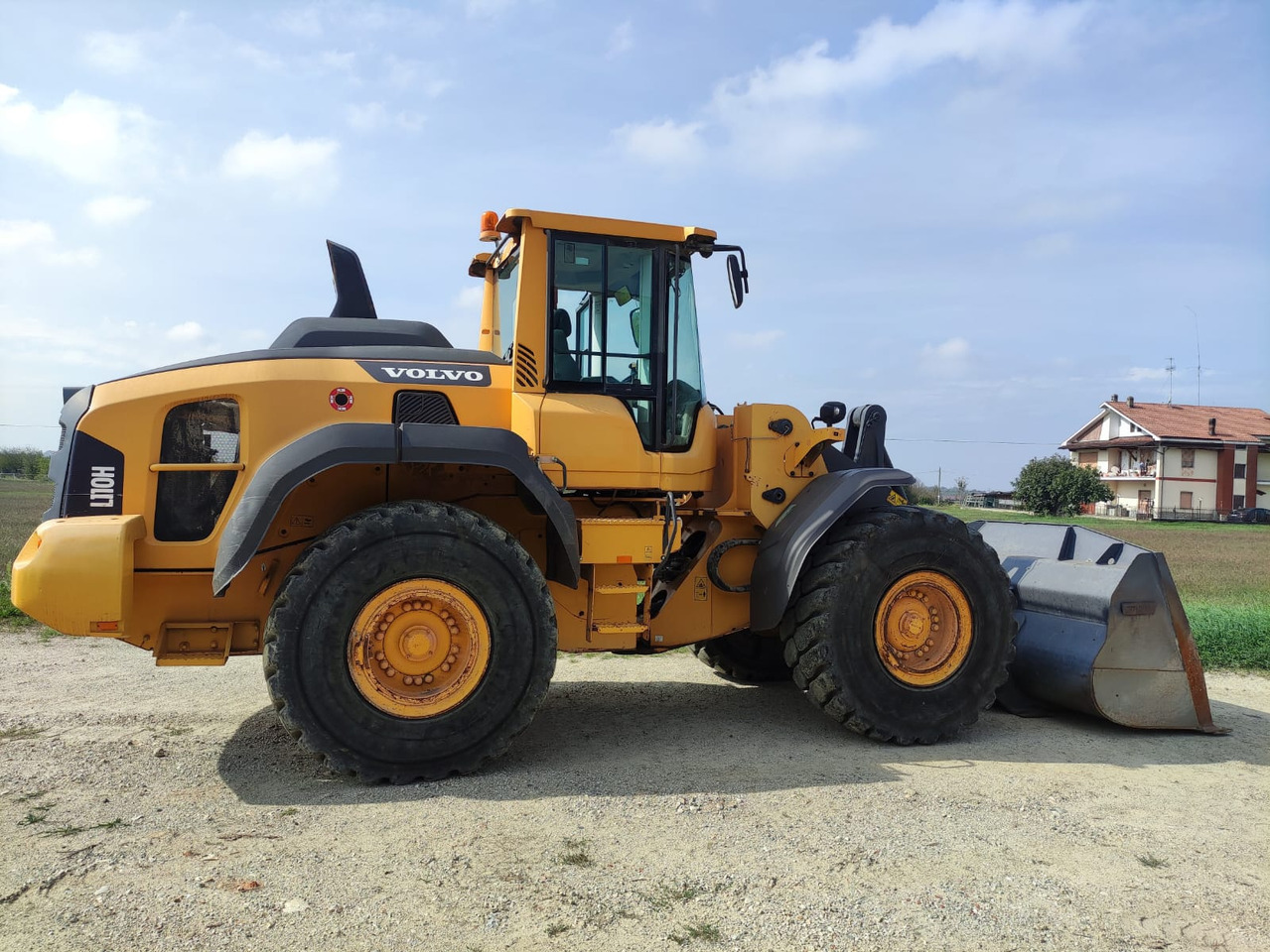 VOLVO L110H - 轮式装载机:图3 VOLVO L110H - 轮式装载机:图3