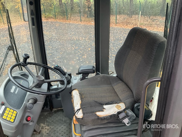 1998 Volvo L45 Wheel Loader - 轮式装载机:图5 1998 Volvo L45 Wheel Loader - 轮式装载机:图5