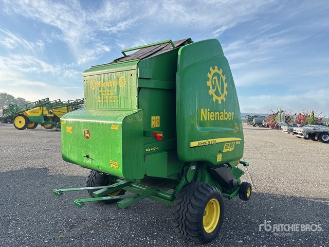 2012 John Deere 864P Round Baler - 圆形打包机:图3 2012 John Deere 864P Round Baler - 圆形打包机:图3